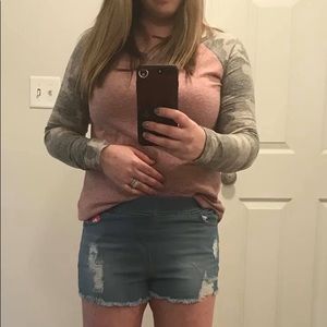 Denim shorts with elastic waist